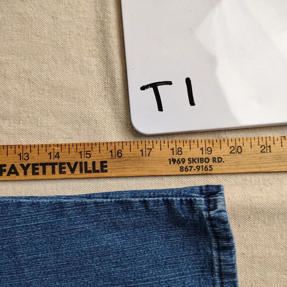 Riders by Lee Womens SZ 20W Capri Blue Denim Stretch Casual Normcore Comfort